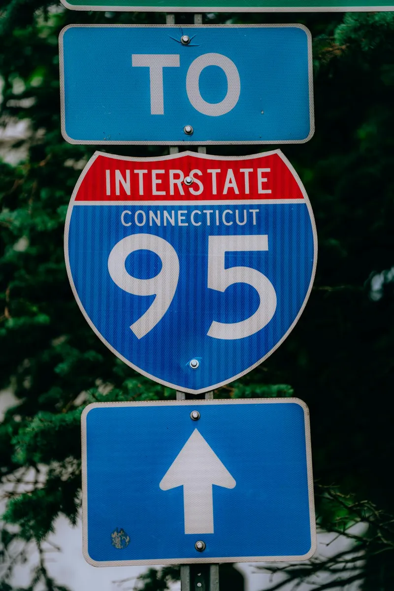 Step Deck dispatch services in Danbury, CT